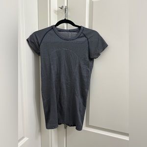 Lululemon swiftly short sleeve shirt
